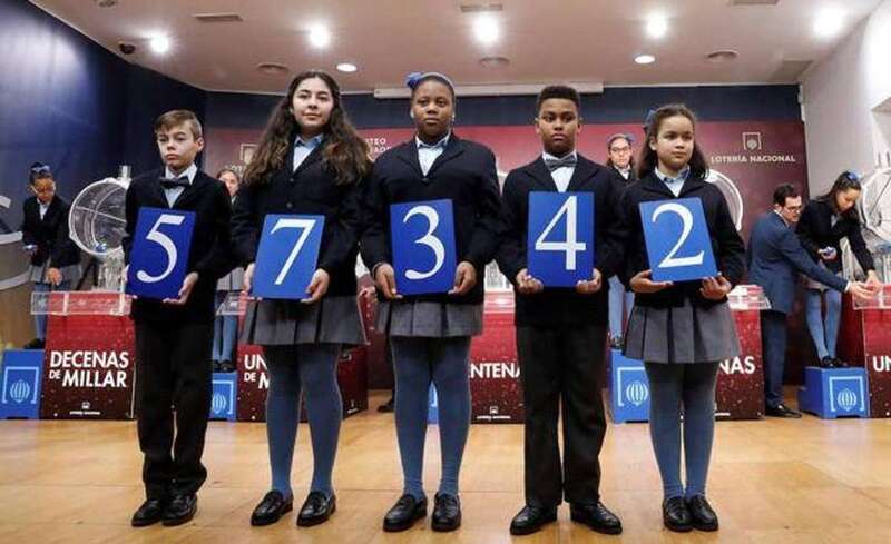 Sorteo del Niño/TA.